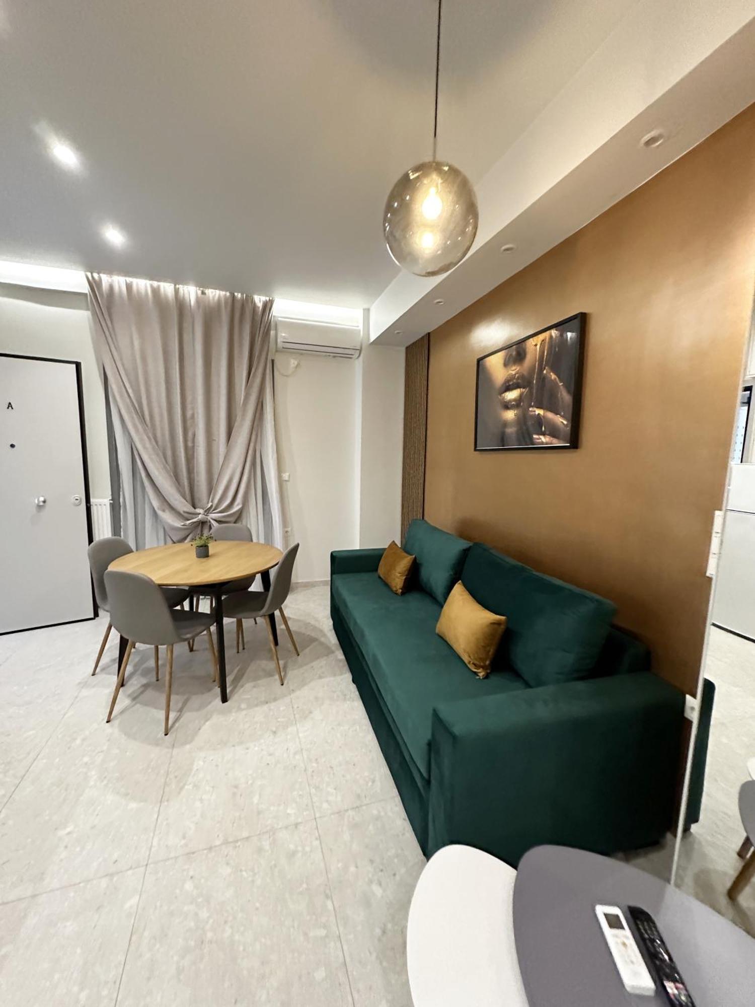 Smart Lux Apartment A เอเธนส์ ภายนอก รูปภาพ